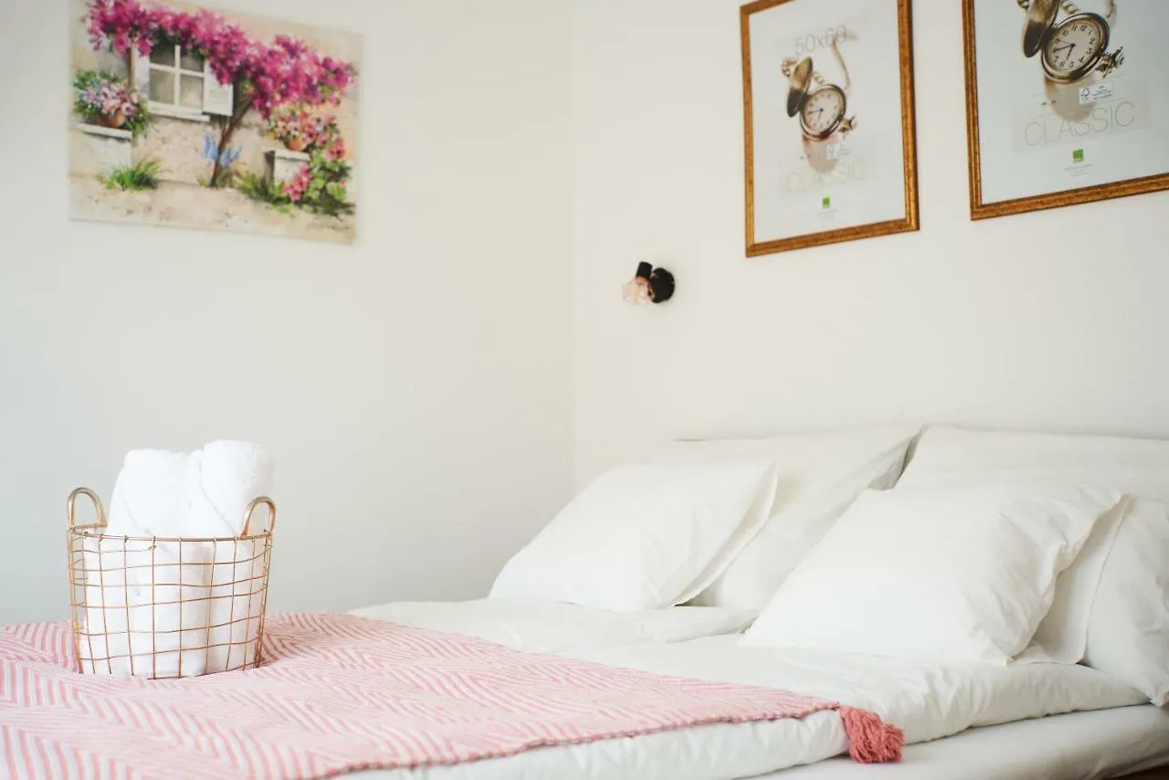 Vienna Time Apartment Naschmarkt Area Austria