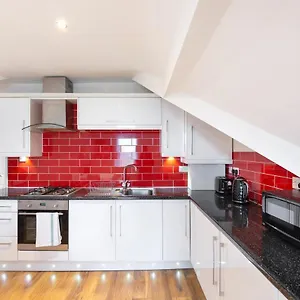  Apartment Modern City Centre Flat With Free Parking United Kingdom