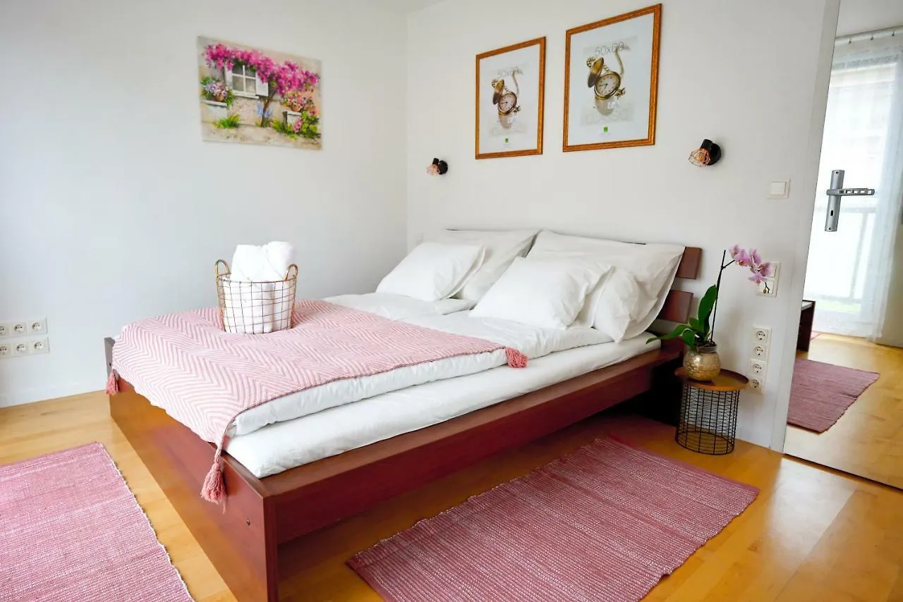 Vienna Time apartment Naschmarkt area
